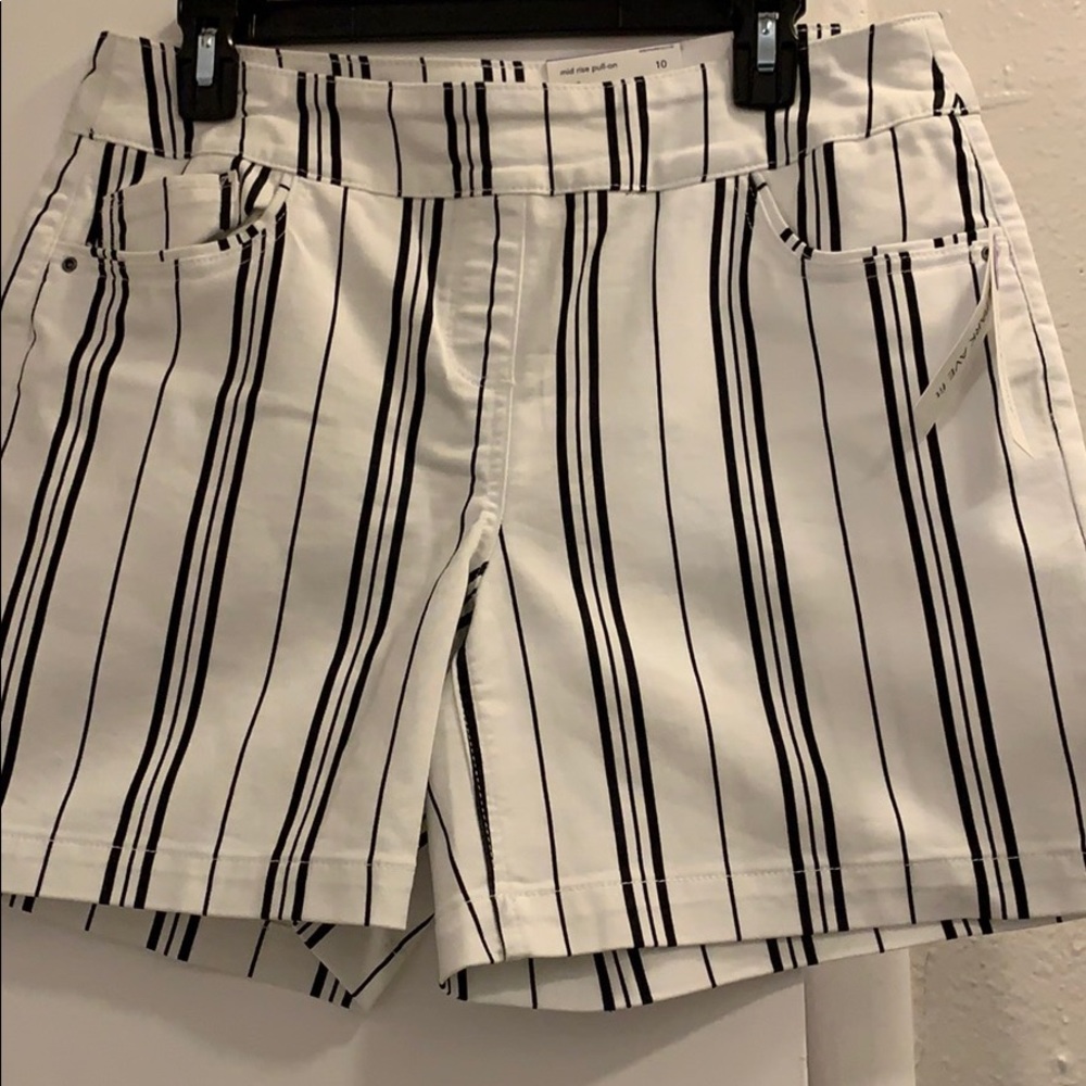 WESTBOUND. WOMEN.  SHORT